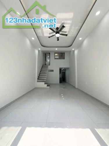 Bán Gấp nhà Phú Thọ Hòa Tân Phú sát Tân Bình 52m2 ,2 Tầng Nhỉnh 4 tỷ - 1