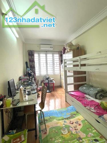 BÁN NHÀ KHƯƠNG ĐÌNH, NGÕ THÔNG, Ô TÔ 5 TẠ QUA NHA, THOÁNG SÁNG, GẦN PHỐ 45MX5T - 2