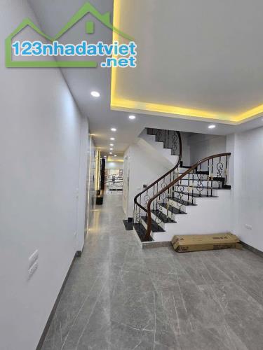 Bán Gấp Nhà Kim Ngưu, Quận Hai Bà Trưng, DT 55m2, 6 Tầng Thang Máy, Gara Ô Tô, KD, 18 Tỷ - 5