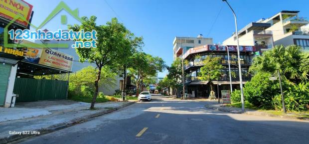 📌VỊ TRÍ KHỎI CẦN BÀN  👉Cách 50m ra nhà thi đấu quận -Đông Anh.  📌 Cách 100m ra BV Đa kh - 3