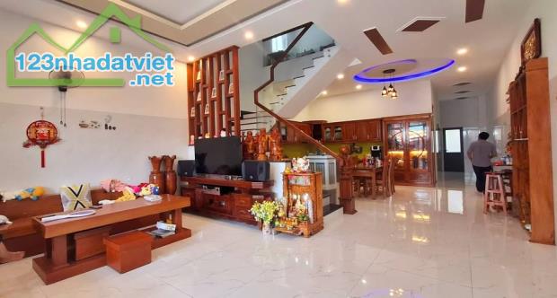 GẤP BÁN NHÀ 3 TẦNG CỰC ĐẸP, DT 120M² NGANG 6M, KIỆT ÔTÔ PHẠM NHƯ XƯƠNG - CHỈ 3.5 TỶ