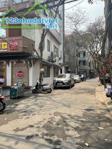 Cần bán nhà Kim Mã 58m ô tô tránh, 2 thoáng, khu vực an ninh
