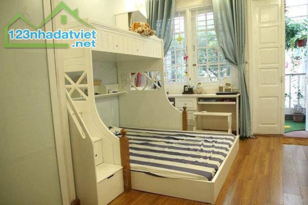 Bán nhà đẹp phố Hoàng Quốc Việt 90m2 4tầng mặt tiền 3.8m 14.5 tỷ Cầu Giấy - 4