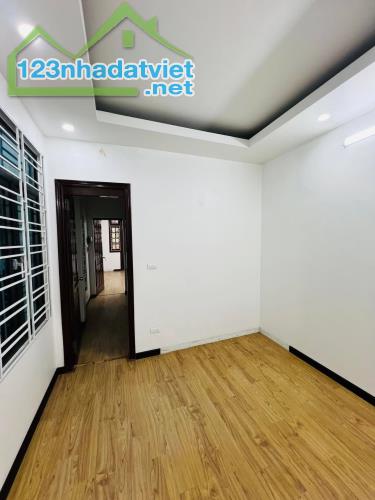 Bán nhà đẹp lô góc ngõ ôtô kinh doanh phố Trích Sài 38m2 4tầng 14.5 tỷ Tây Hồ