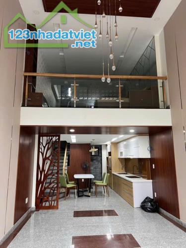 (BÁN GẤP) NHÀ SIÊU ĐẸP - SHR - DT52m2,MT4m- HXH - TẠI P6,GÒ VẤP - GIÁ CHỈ 8x TỶ !! - 2