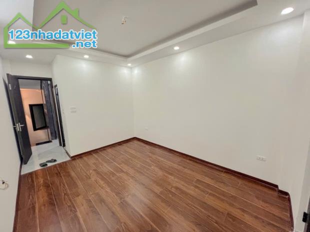 BÁN NHÀ KHU ĐỀN LỪ, NGÕ THOÁNG, Ở LUÔN, THANG MÁY, 38M2 GIÁ CHỈ 7.X TỶ - 3