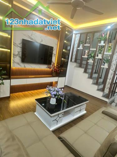 Bán Nhà Mỹ Đình – 70m² x 4 Tầng – 12,5 Tỷ – Tặng Full Nội Thất - 1
