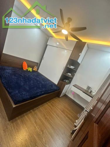 Bán Nhà Mỹ Đình – 70m² x 4 Tầng – 12,5 Tỷ – Tặng Full Nội Thất