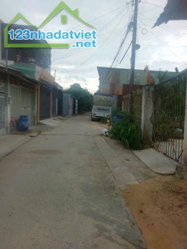 BÁN GẤP GIẢM 400TR-ĐẤT ĐÔNG THẠNH, HÓC MÔN, 300M2 NGANG 10M FULL THỔ CHỈ 6 TỶ 900 - 2