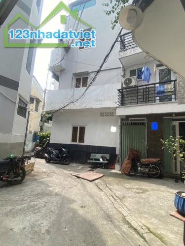 BÁN NHÀ 5 TẦNG CÁCH MẠNG THÁNG 8-Q10- 3PN- 3.9M x 9M- CHỈ 4.7 TỶ - 4
