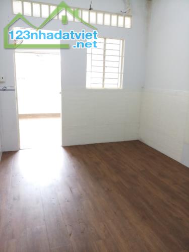 Cho thuê phòng trọ đẹp hẻm xe hơi 156 /49 Phú Thọ Hòa, 30m2, giá tốt - 2