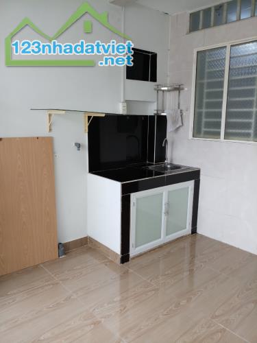 Cho thuê phòng trọ đẹp hẻm xe hơi 156 /49 Phú Thọ Hòa, 30m2, giá tốt - 1