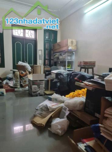 BÁN NHÀ TRUNG KÍNH 84M2, GIÁ 33 TỶ - 5