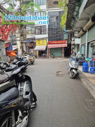 Cực hót  phố Tây Sơn 47m 4 tang 4mt  9.95 tỷ Đống Đa Ô tô lô góc kinh doanh