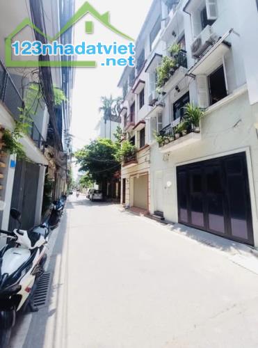 Bán nhà phố Lạc Long Quân - ô tô tránh - 6 tầng máy đẹp long lanh - chỉ 19 tỷ - 3