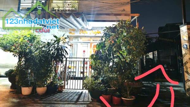 HXH, SÁT MẶT TIỀN, DT 53 M2( 5 X 11), Gần Nguyễn Duy Trinh, chỉ 6 tỷ nhỉnh. - 4