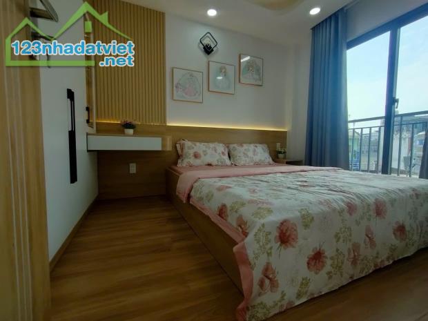 Bán Nhà ngay Phạm Văn Chiêu, Gò Vấp, ngang bề thế (4.5x8) 5 TỶ còn thương lượng - 2