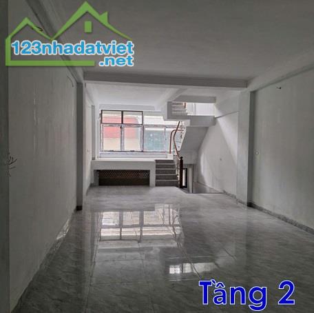 💥Chính chủ cho thuê tầng 1 + tâng 2 làm văn phòng tại Trung Liệt, Đống Đa, HN, 15tr/th. - 1