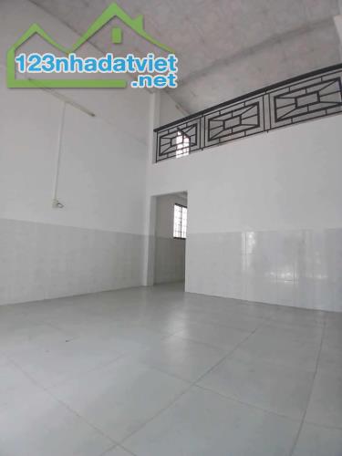 Nhà bán 104m2 4.5x23m - trệt lửng 3PN Mỹ Hòa Trung Chánh Hóc môn giá rẻ 5.88 tỷ sổ riêng đ - 4