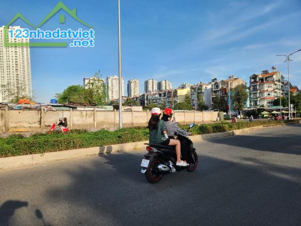 160M2 - NGAY HIMLAM - VỊ TRÍ SIÊU ĐẸP - TIỆN XÂY MỚI - CHDV - CHỈ NHỈNH 9 TỶ - 2