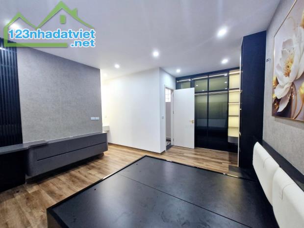 Siêu nhà đẹp ngõ 339 Minh Khai 5 tầng đẹp long lanh, vô vàn tiện tích, sát Time 6.9 tỷ