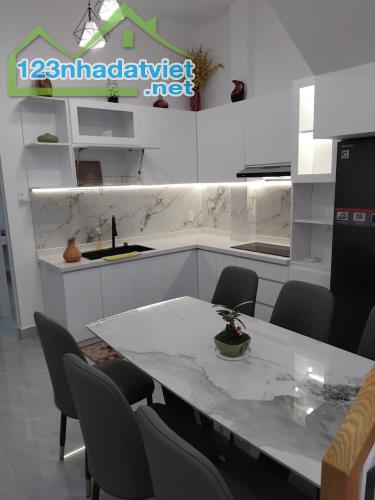 NHÀ ĐẸP PHÚ THỌ HOÀ - TÂN PHÚ-  HẺM ÔTÔ THÔNG GẦN MT- -52M2- 2 TẦNG - TẶNG FULL NỘI THẤT - 4
