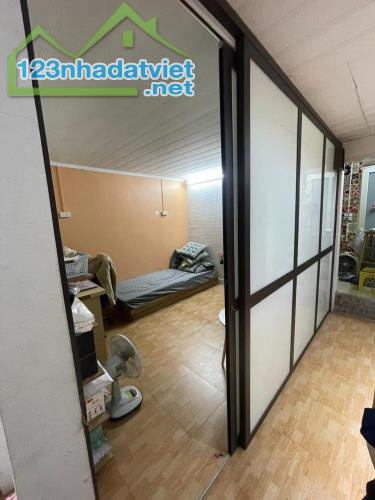 Tôi cần bán nhà cấp 4 ngõ Lạc Long Quân, giá 2.55 tỷ, 44m2, ẢNH THẬT - 1