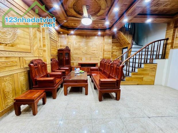 Hoa hậu Phùng Hưng, Hà Đông. Tặng full nội thất xịn sò y hình. Dt38m2 x 5 tầng. Giá nhỉnh - 4