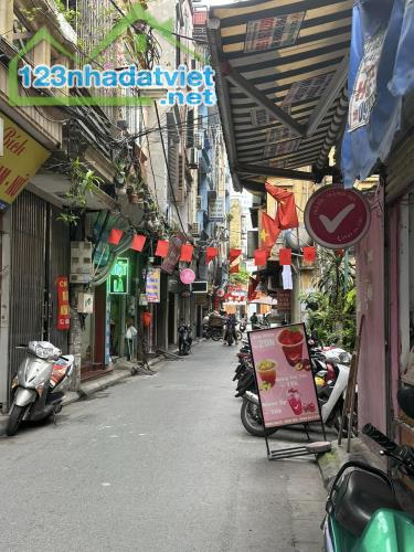 Nhà Siêu Hot Thái Thịnh, Mặt Ngõ Thông Ô Tô Qua Nhà, Hiếm Nhà Bán, Sát Phố, 50m nhỉnh 12tỷ