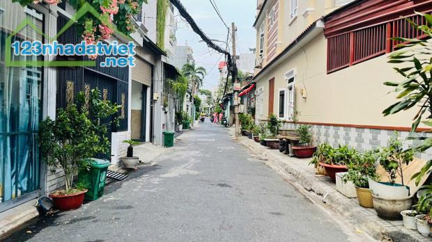 BÁN NHÀ 4m x 19m, 1 SẸT BÙI QUANG LÀ – HẺM XE HƠI THÔNG – SÁT PHAN HUY ÍCH - NHỈNH 5 tỷ - 4