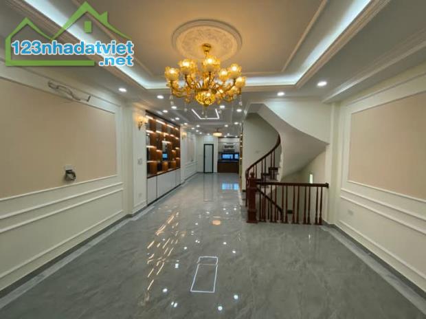 Bán nhà mới 7 tầng thang máy ô tô kinh doanh 66 m , 16 tỷ ngay hồ tây lộng gió