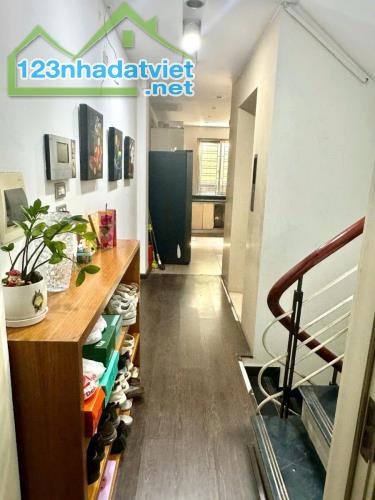 Thái Thịnh - Yên Lãng thuộc Quận Đống Đa. Siêu phẩm ngõ Ô tô, phân lô, kinh doanh. Cách 1