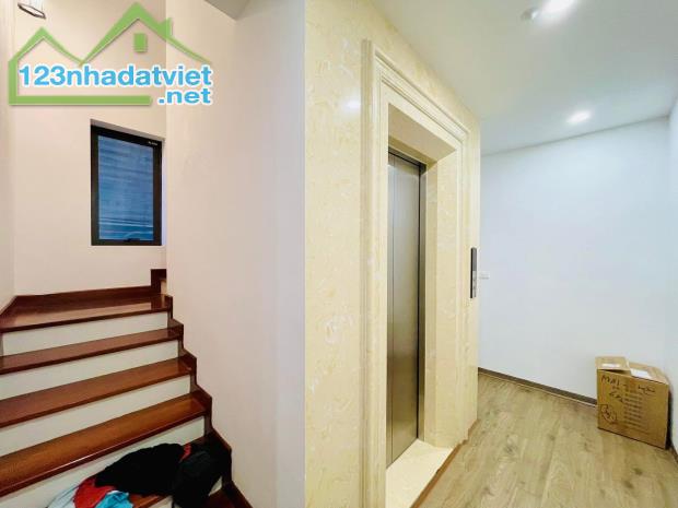 Tây Hồ - 7 tầng Lô góc - Nhỉnh 20 tỷ - Ô tô tránh Kinh doanh - 5