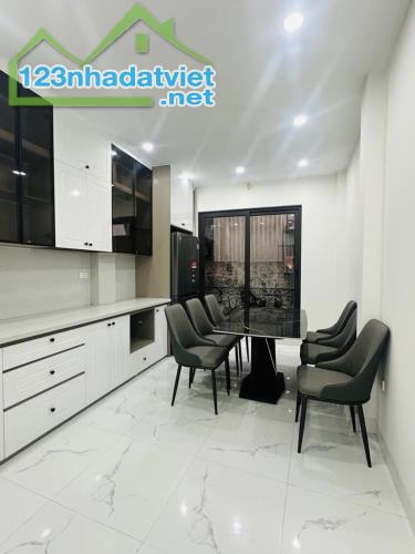 Bán Nhà MINH KHAI HÀNG XÓM TIME CITY, 46.2m2,  9 tỷ