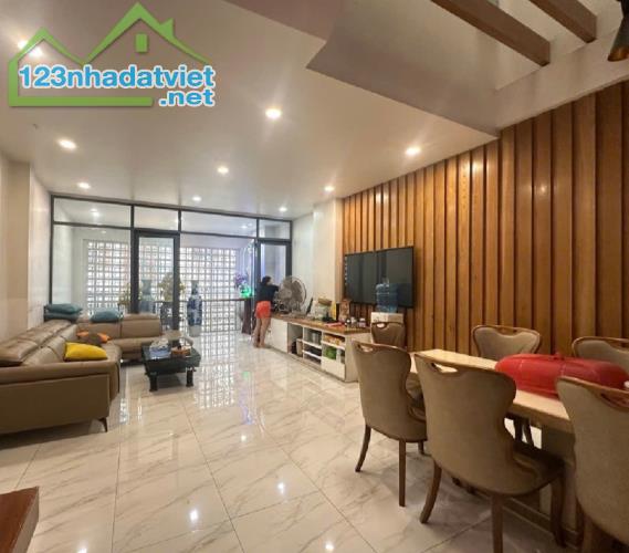 Chủ gửi: Nhà sát mặt tiền Lê Văn Khương, Q12, 5 tầng, xe hơi ngủ trong nhà, 5x15m, 6ty500 - 2