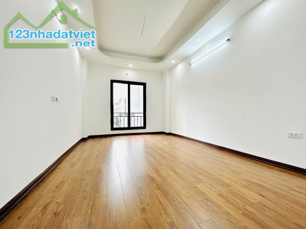 💜BÁN NHÀ BÁT KHỐI 35M2X5 TẦNG GIÁ TỪ 4.7 TỶ - XÂY MỚI KÍNH KOONG-Ô TÔ ĐỖ CỔNG - 5