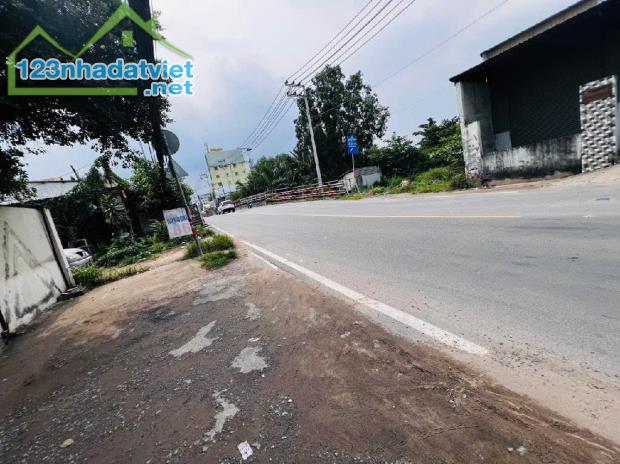 BIỆT THỰ MẶT TIỀN NGUYỄN DUY TRINH, DT 547M² (NGANG 13.8M2), KINH DOANH ĐỈNH