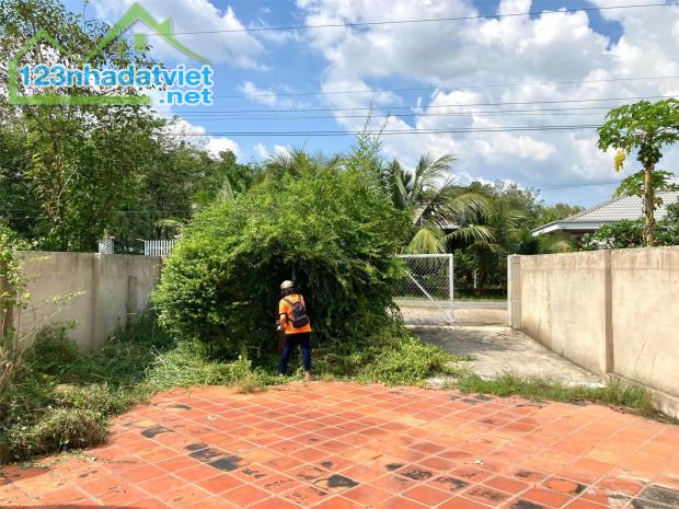 NHÀ ĐẸP - GIÁ TỐT Chính Chủ cần bán nhanh Nhà Đẹp  P. Lộc Hưng, TX. Trảng Bàng, Tây Ninh - 1