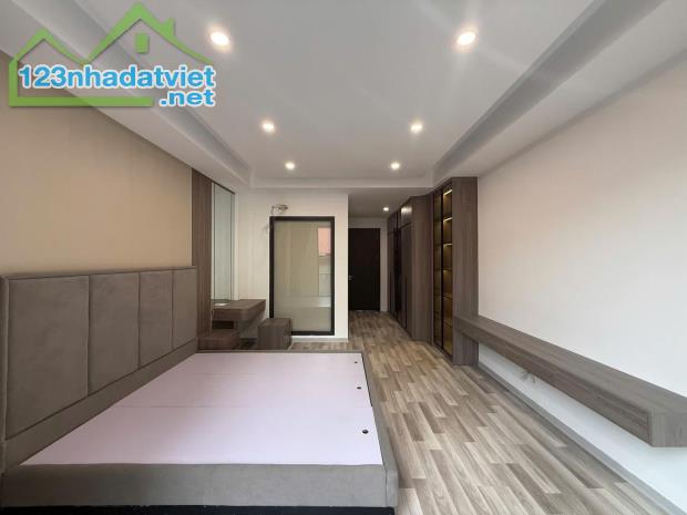 Nhà Nguyễn An Ninh, Phân lô, ô tô vào nhà, Thang Máy, cách phố 50m : 45m2 x 5 tầng, giá t - 1