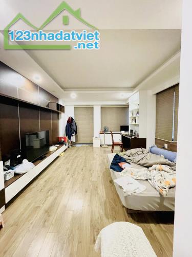 BÁN NHÀ MẶT NGÕ LÔ GÓC 20 TỶ 70m 6 TẦNG MT 4,5m Ô TÔ TRÁNH KINH DOANH VÕ CHÍ CÔNG TÂY HỒ - 1