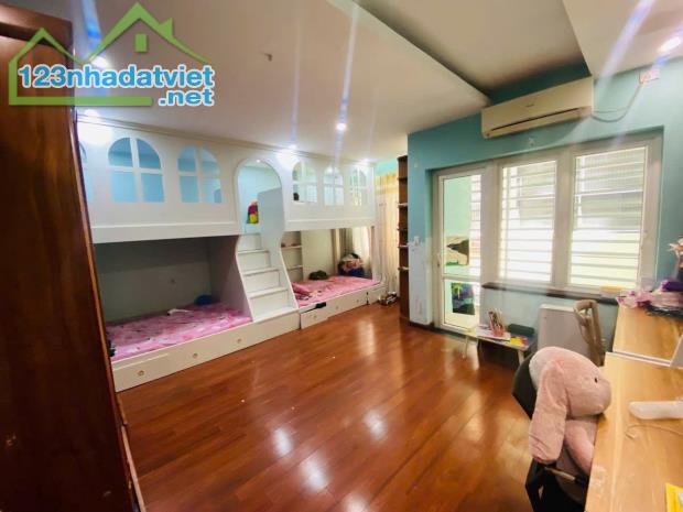 BÁN NHÀ NGÕ 1G TRẦN QUANG DIỆU, PHÂN LÔ, Ô TÔ TRÁNH, VỊ TRÍ ĐẸP, 60m2 5T MT 6M 23,8 tỷ. - 3