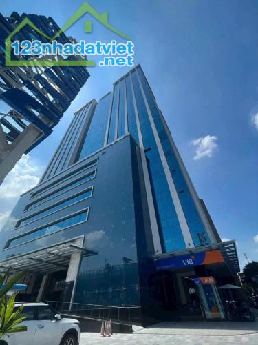 Bán Tòa Văn Phòng Mặt Phố Thái Hà, Đống Đa DT 535m2, 11T, MT 15.6m. Giá Cực Rẻ