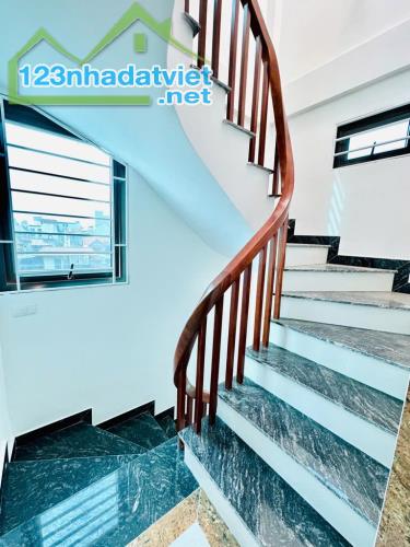 Phú Thượng, tây Hồ, 40m, 6 TẦNG, THANG MÁY, 2 THOÁNG,  giá 8.XX tỷ. X có như không. - 1