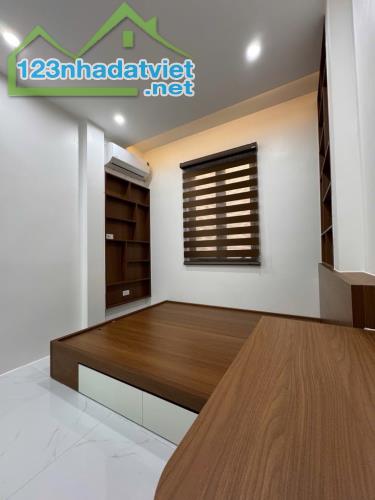 Bán Nhà 30m2 x5T. Trung Tâm Hà Đông, MT 3,1M, Sổ Đỏ Ngập Tràn Tiện Ích Chỉ 6.3 Tỷ - 1