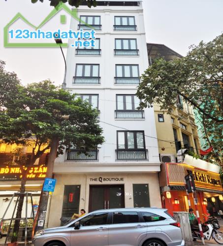 Bán Nhà Mặt Phố Tạ Hiện, Hoàn Kiếm, DT 111m2 x 8T, MT:6,3m, Giá Rẻ.
