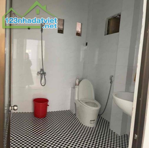 Cc cần bán nhà 3 tầng kiệt Nguyễn Trường Tộ, TT HẢI CHÂU, giá sập sàn chỉ nhỉnh 5 tỷ. - 3