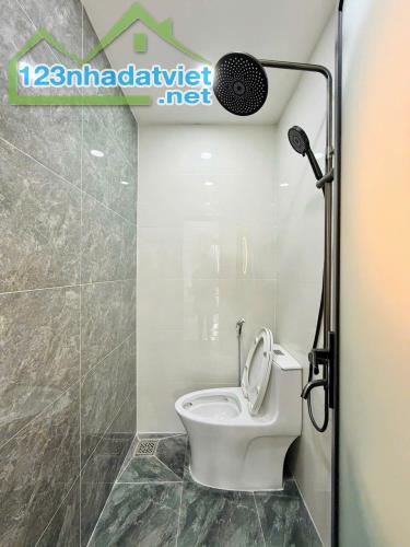 Bán nhà hẻm 3m sát hẻm xe hơi đường Quang Trung, P.11, 3,4 x 14, 3PN giá 4.5 tỷ tl - 5