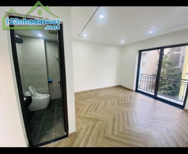 ⚡ THẠCH BÀN – NHÀ MỚI 30M², 6 TẦNG, GARA, THANG MÁY – 7,25 TỶ! - 1