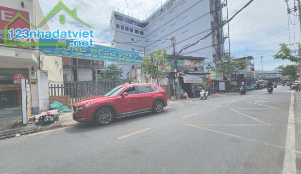 Nhà 2 tầng - DT: 60M2 - 3 Ngủ - 2WC - D. tiền 10 triệu/th - H. Mai Văn Vĩnh Q7 - 6.1tỷ - 1