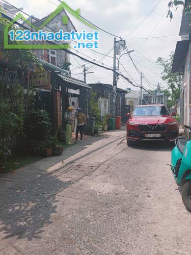 Bán nhà Q12 dt 5x 30 có 13 phòng cho thuê 24tr/tháng giá 5ty95 tl